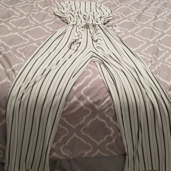 Romper - Picture 1 of 5